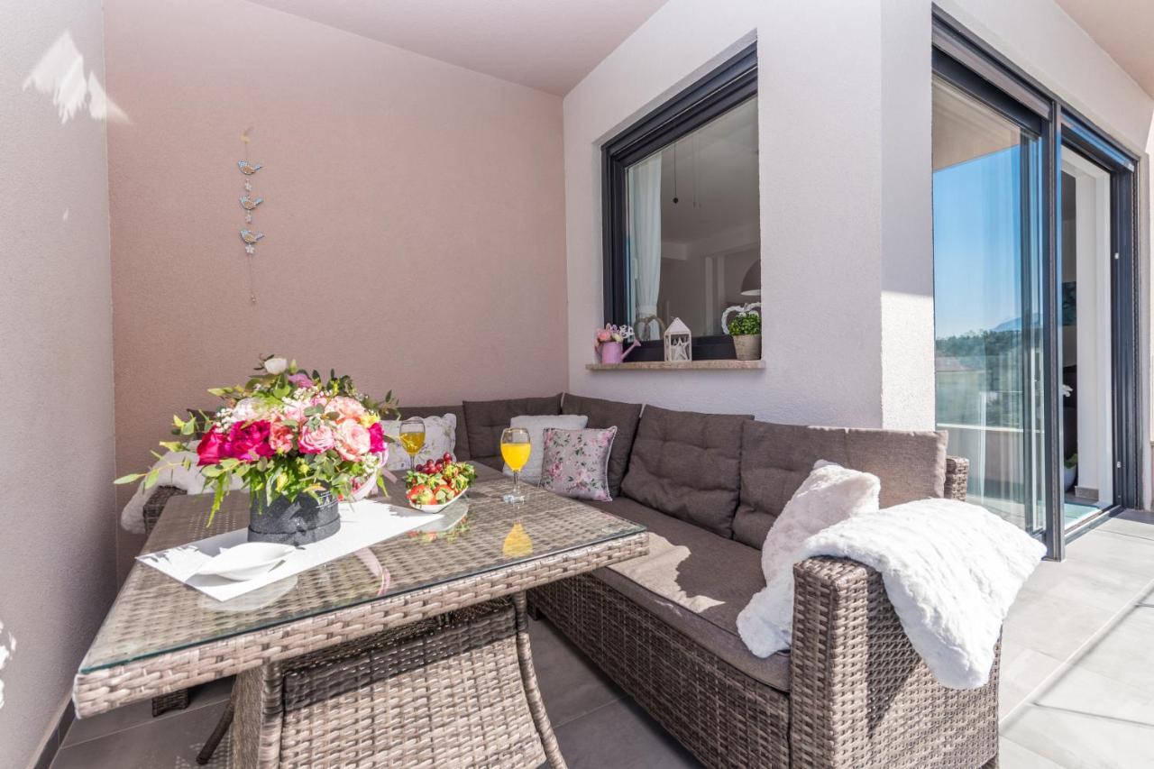 Apartment Amari Seaview Makarska Exterior foto